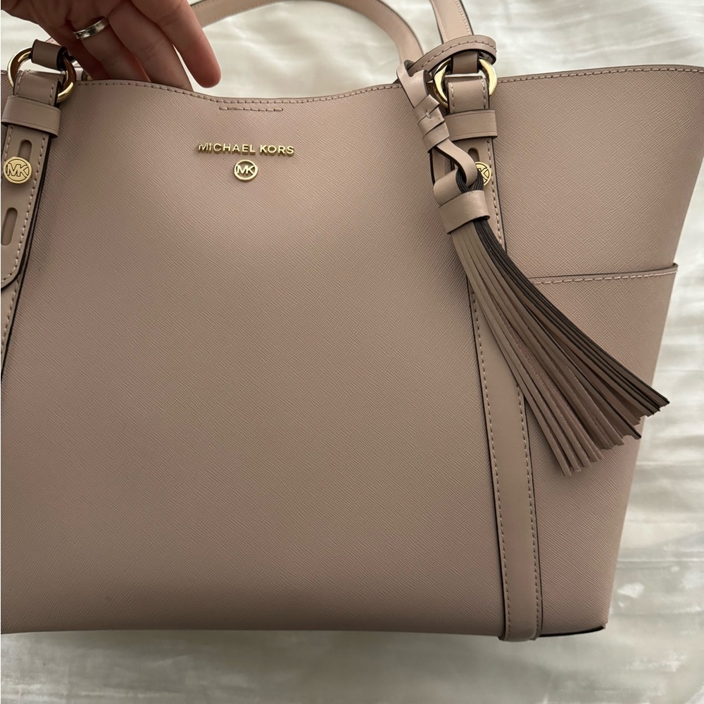 Michael Kors Sullivan Tote Bag - Picture 3 of 9